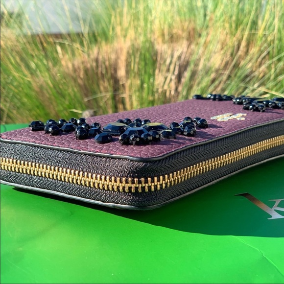 ✨Kate Spade Embellished Neda Anderson Way Wallet✨ - Picture 7 of 8